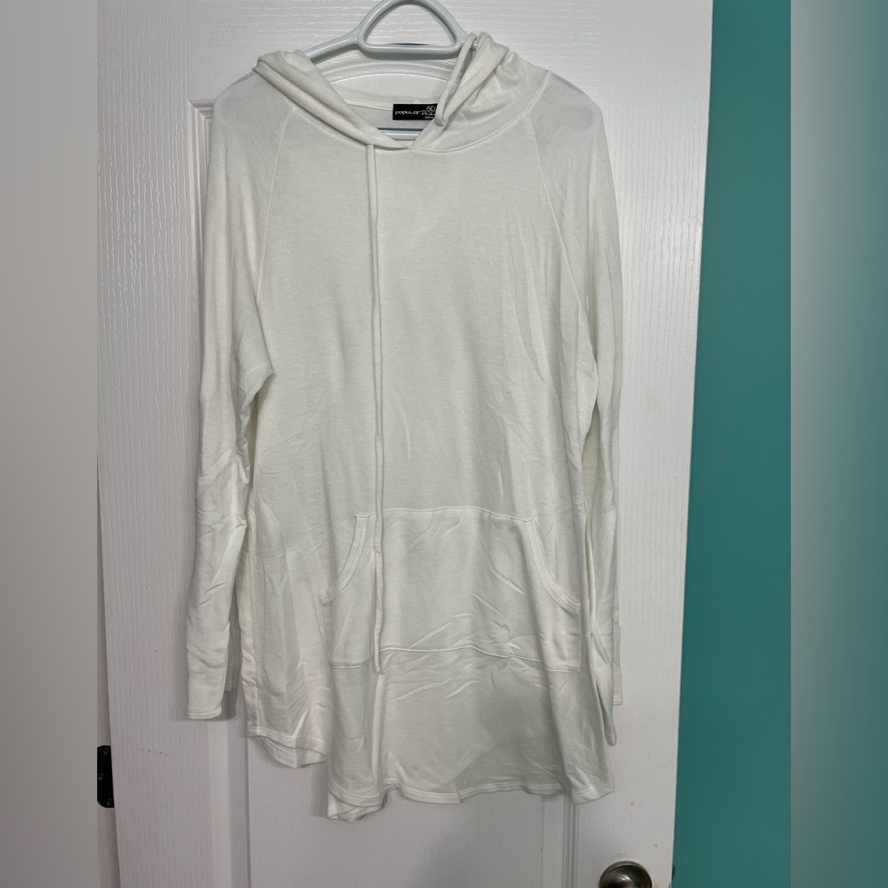 Long white hoodie